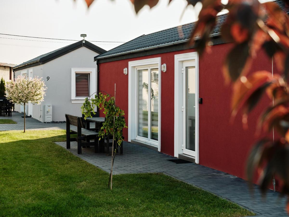 Scandi Village Zator Exterior photo