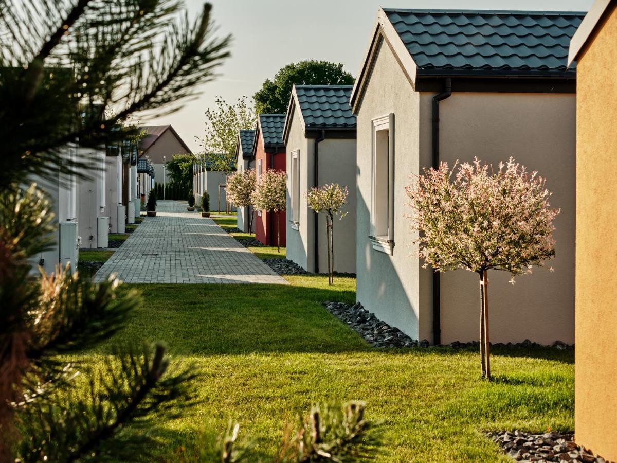 Scandi Village Zator Exterior photo